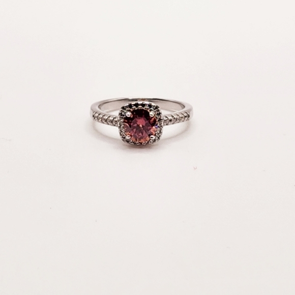 1 carat pink moissanite ring - Picture 2 of 11